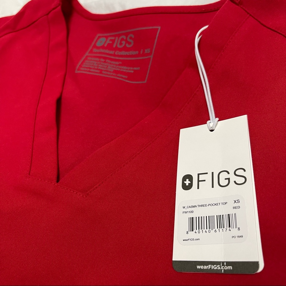 winning red casma figs scrubs top - size XS